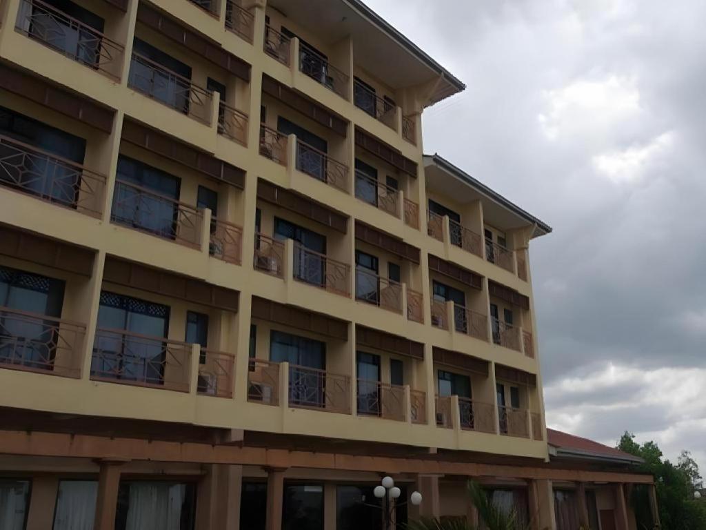 Putra Brasmana Hotel Kuala Perlis Exterior foto